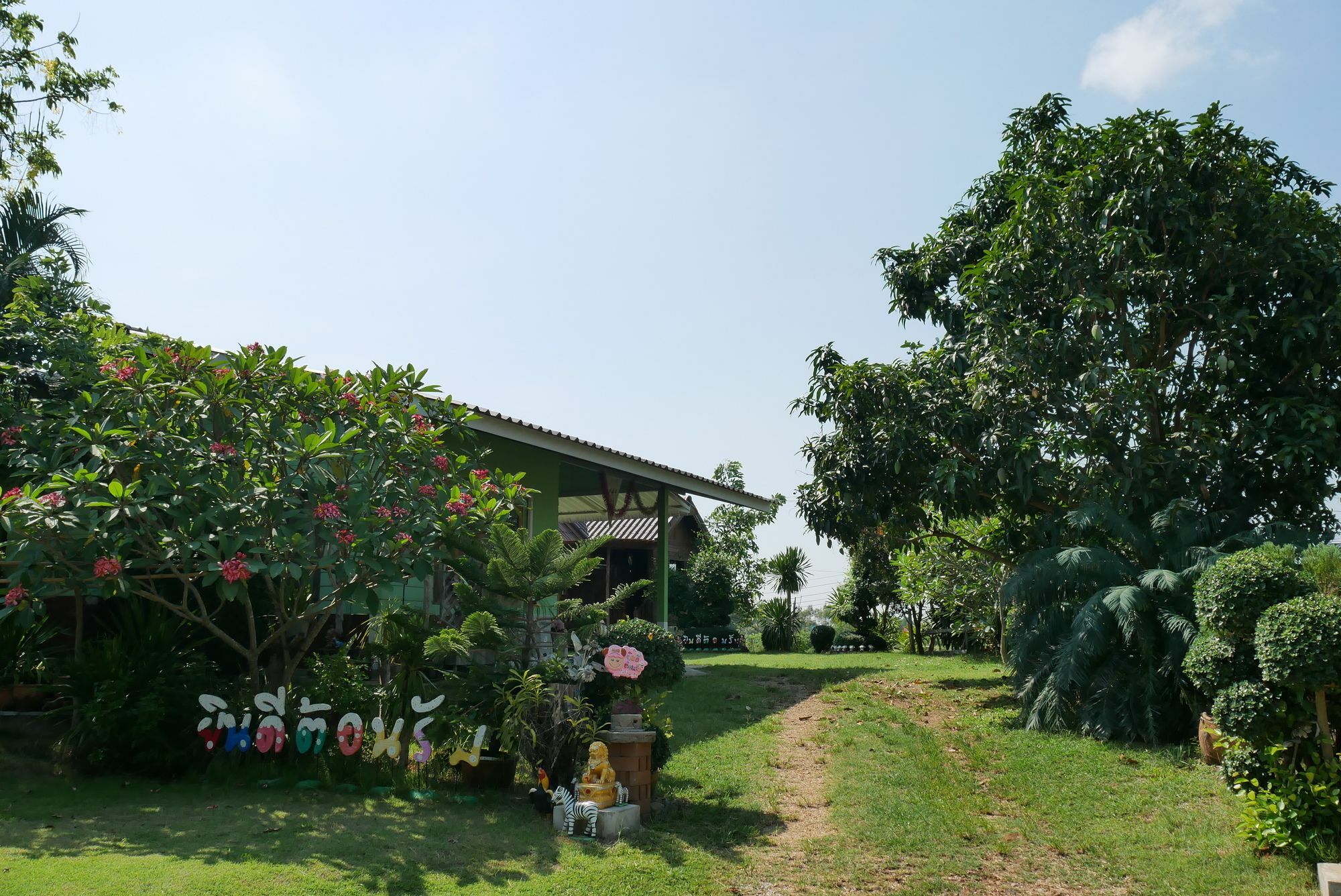 Baan Pak Phutawan Resort Takat Ngao Bagian luar foto